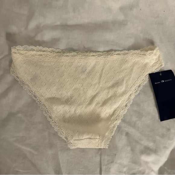 Brandy Melville Cream Heart Eyelet Lace Bow Underwear - Picture 3 of 3